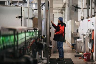 青島啤酒（濟南） 優化生產工藝，水耗連年降低，致力成為泉城節水楷模